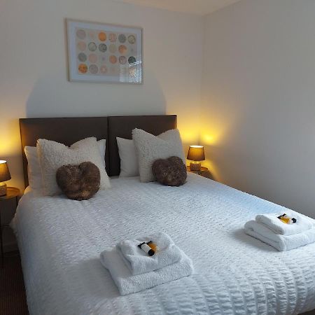 Lovely 1-Bedroom Condo With Parking On Premises Minworth Esterno foto